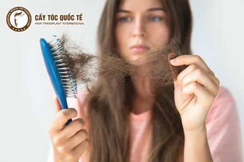 Cách chữa rụng tóc nhiều ở nữ giới không phải ai cũng biết